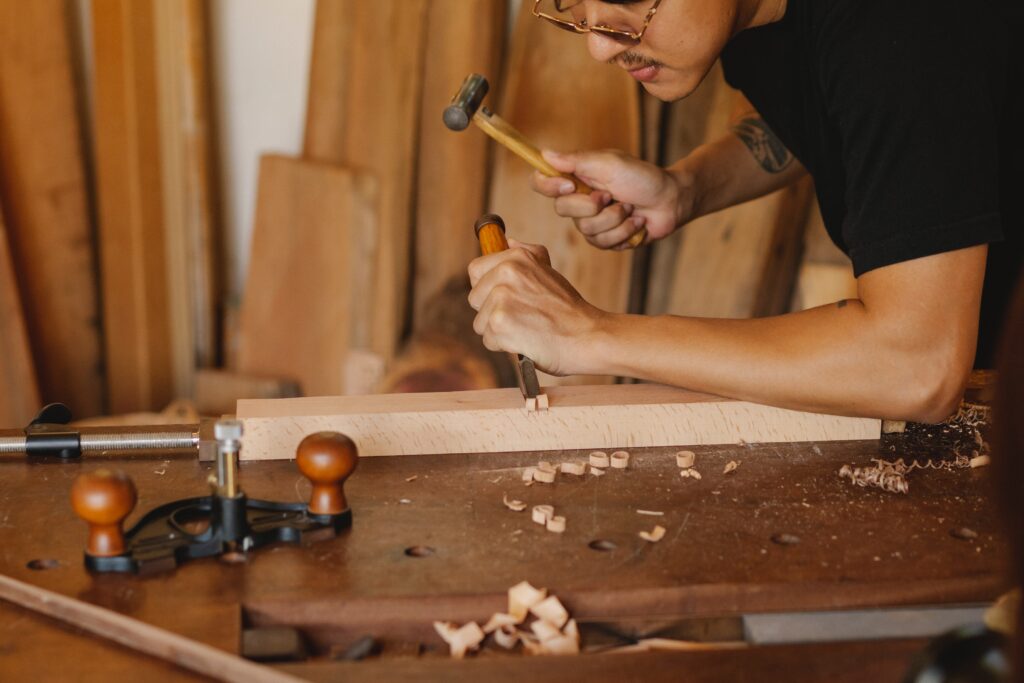 artisans and craftspeople 